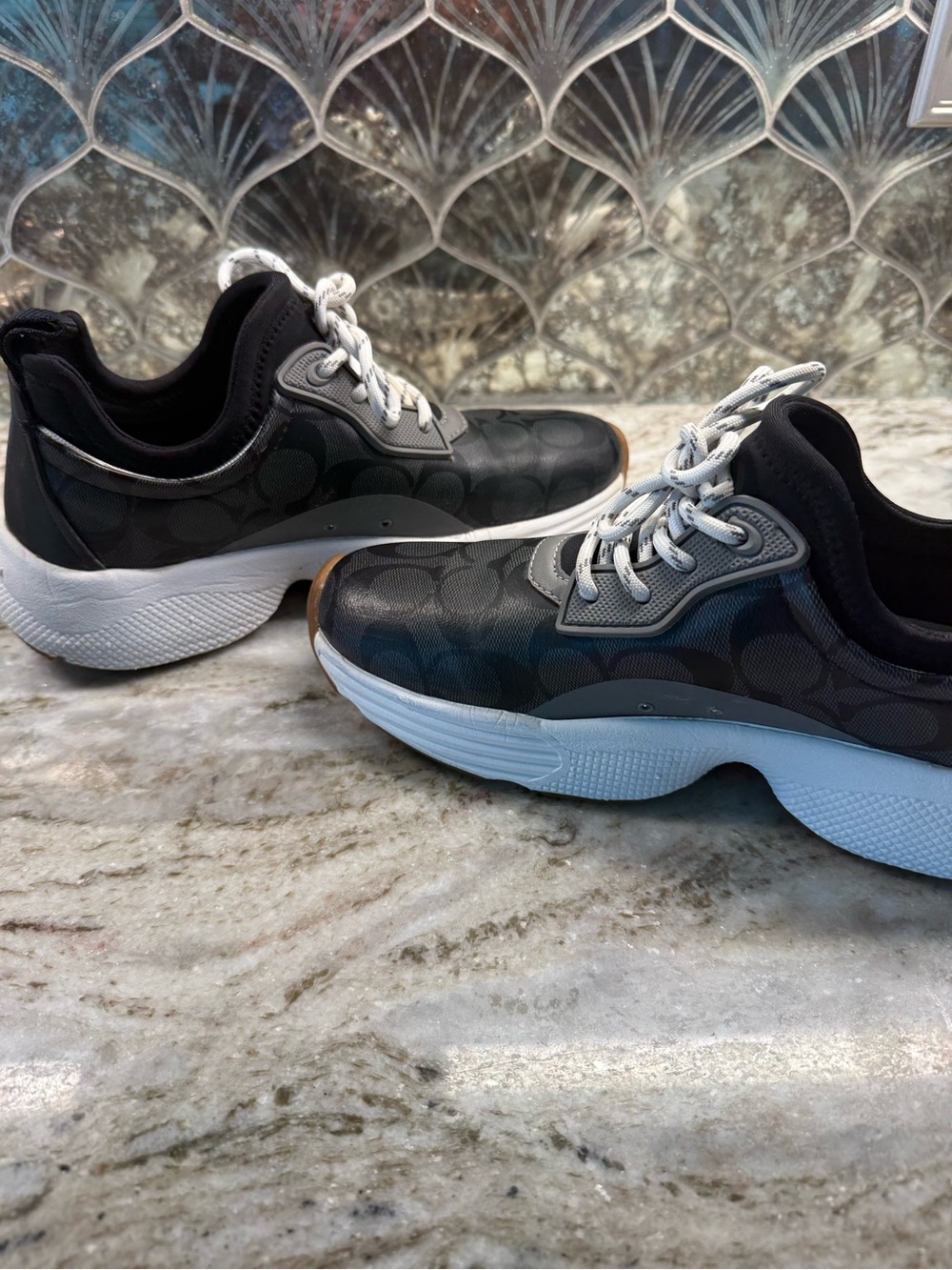 Coach Logo Women's
Sneakers_Signature Tech
Runner_Grey Black_Running
Shoes~7.5 - Picture 9 of 15